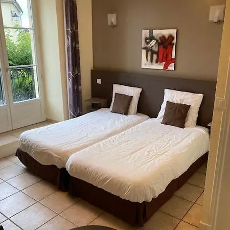 Logis Restaurant La Bastide Szálloda 3*