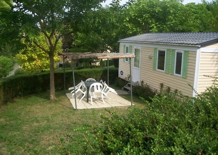 Logis Restaurant La Bastide Hotel