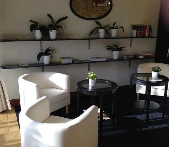 Hotel Logis Restaurant La Bastide