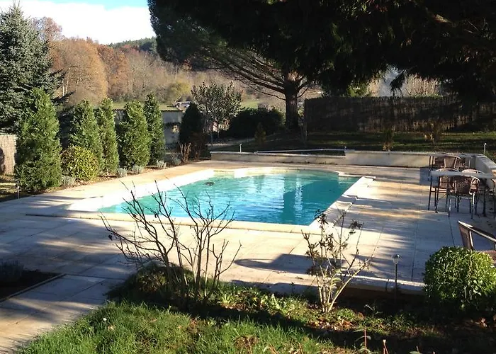 Logis Restaurant La Bastide 3*